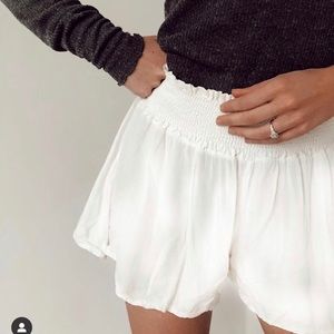 Brandy Melville white shorts - one size